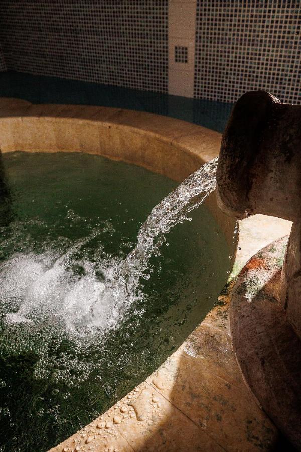 Hotel Hamam Ángistron 外观 照片
